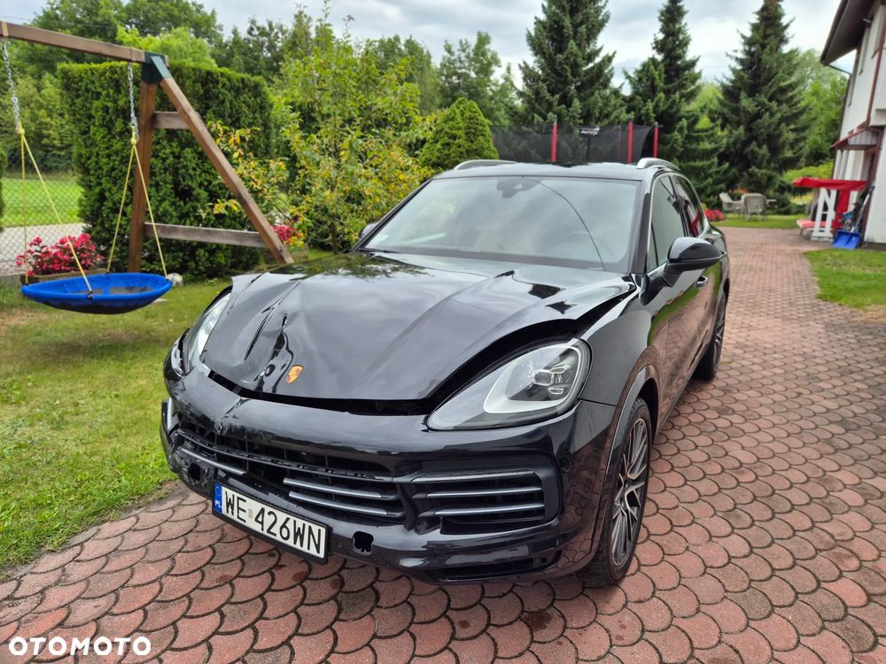 Porsche Cayenne Platinum Edition - 2