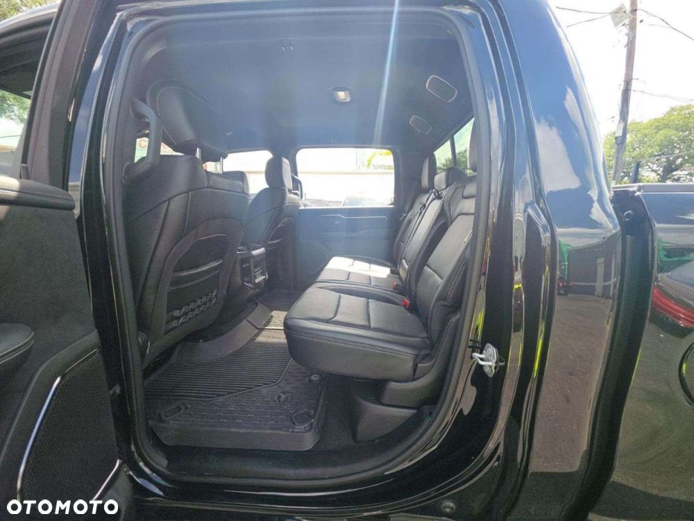 RAM 1500 - 14