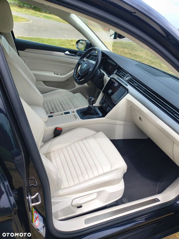Volkswagen Passat 2.0 TDI BMT Highline - 11