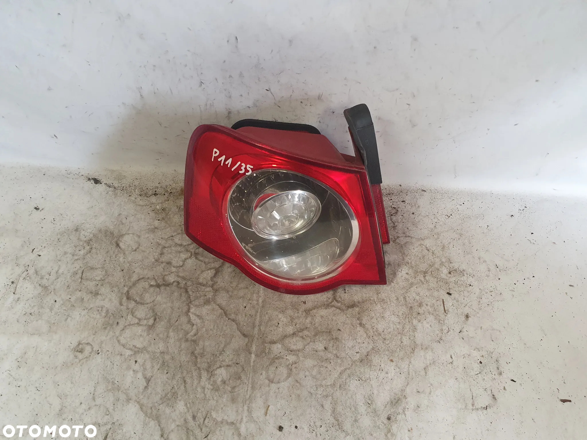* LAMPA TYLNA PRAWA TYŁ PRAWO VOLKSWAGEN PASSAT B6 LED SEDAN - 4