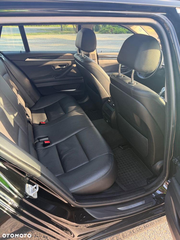 BMW Seria 5 520d - 13