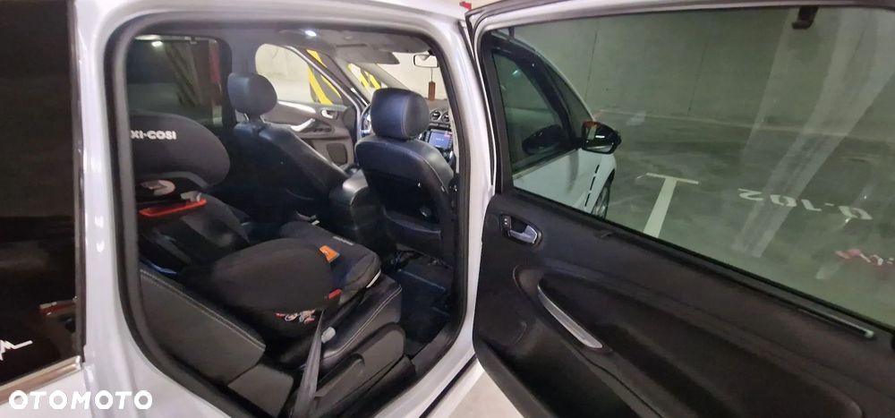 Ford S-Max 2.0 TDCi DPF Titanium - 8