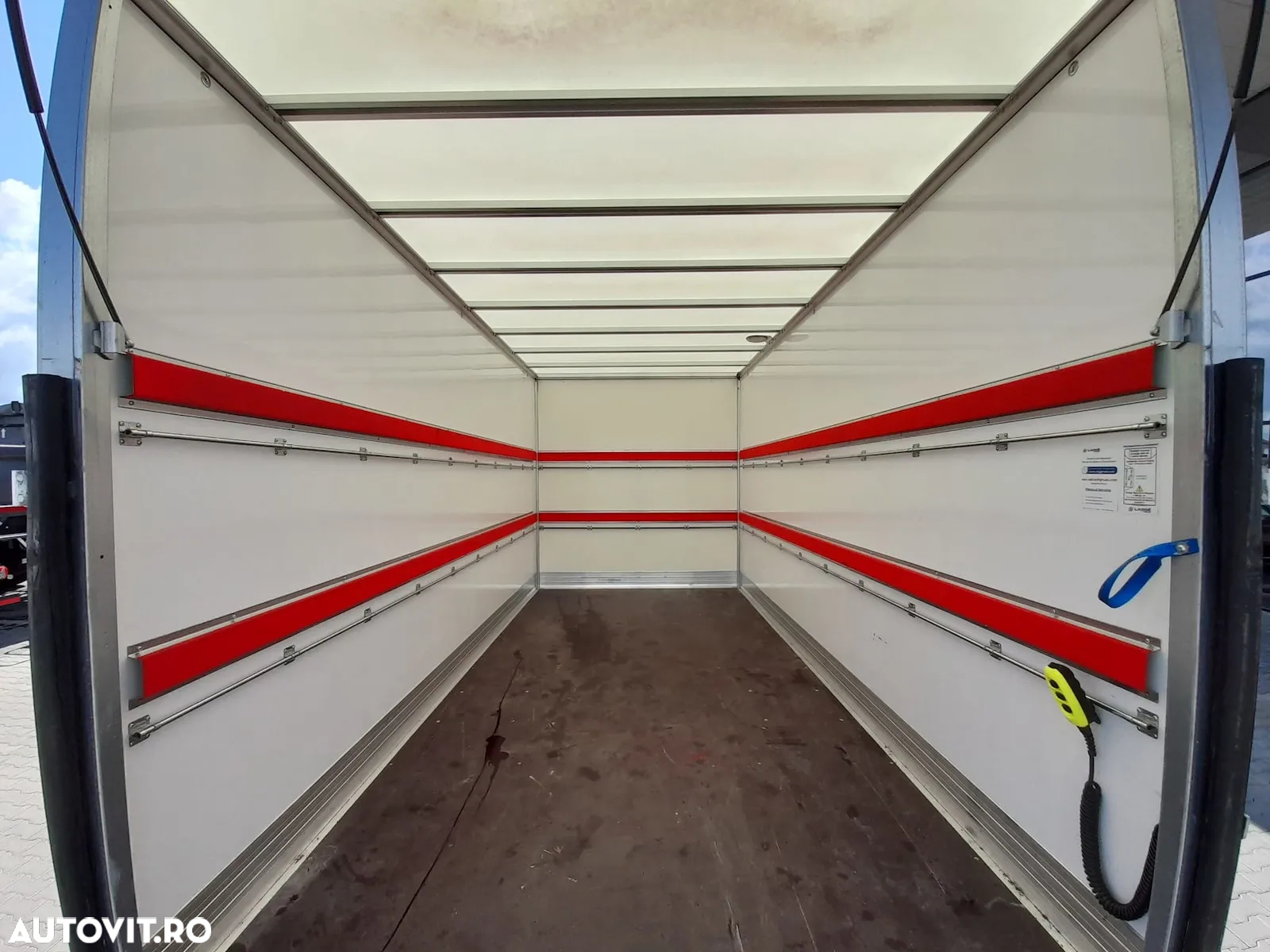 Iveco Daily 35C16H3.0 BOX+LIFT - 8