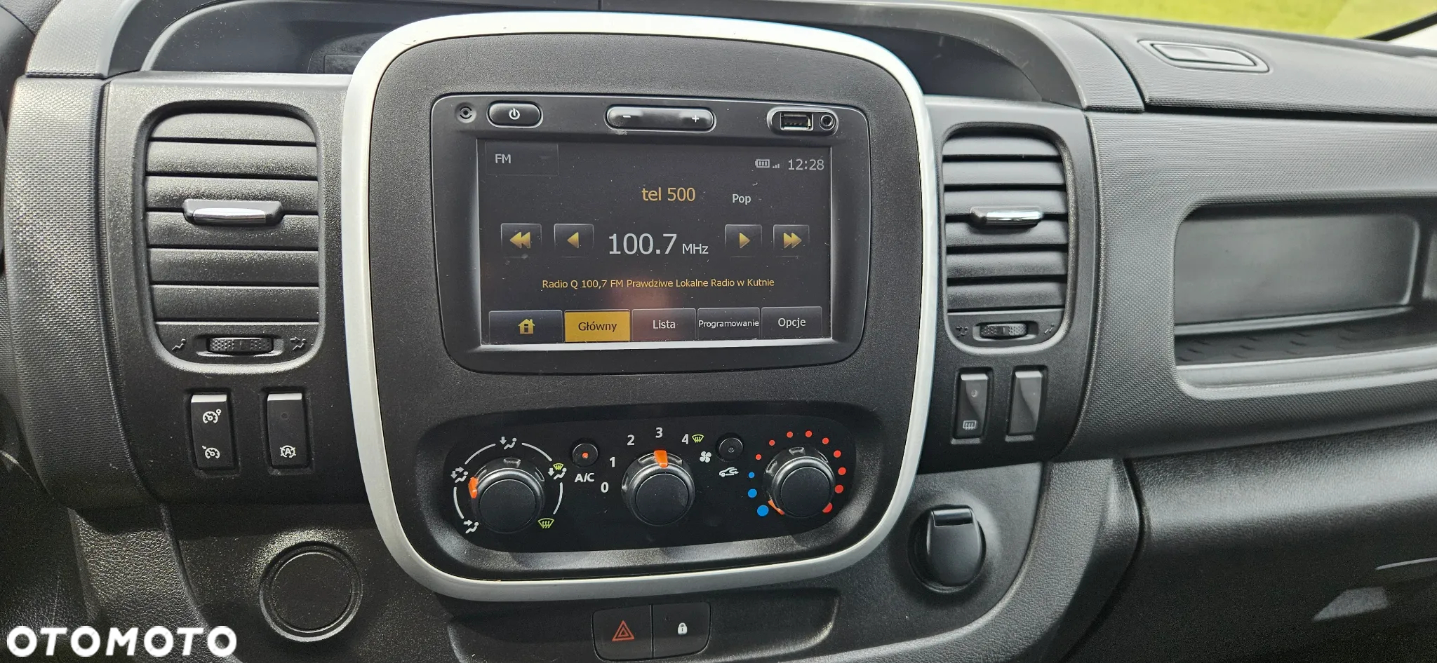 Opel Vivaro - 25