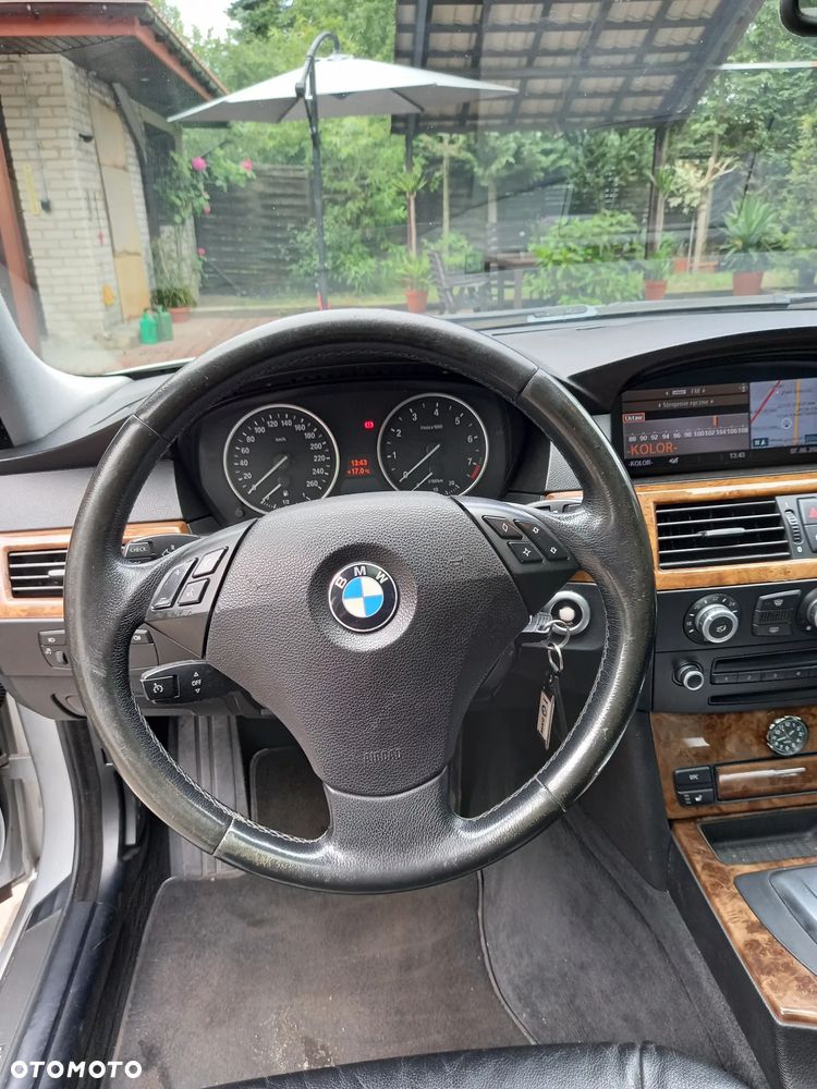 BMW Seria 5 530i - 4