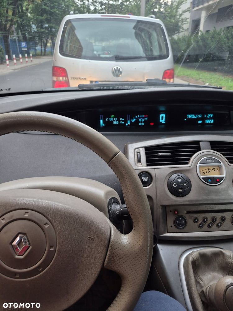 Renault Scenic 1.6 Confort Privilege - 20
