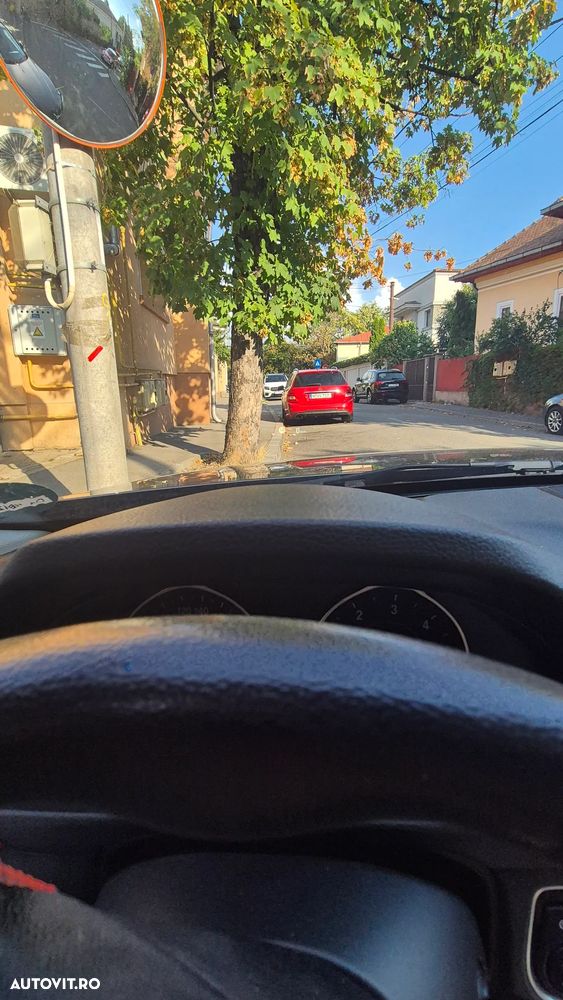 BMW Seria 3 320d Touring xDrive Aut. Sport Line - 8