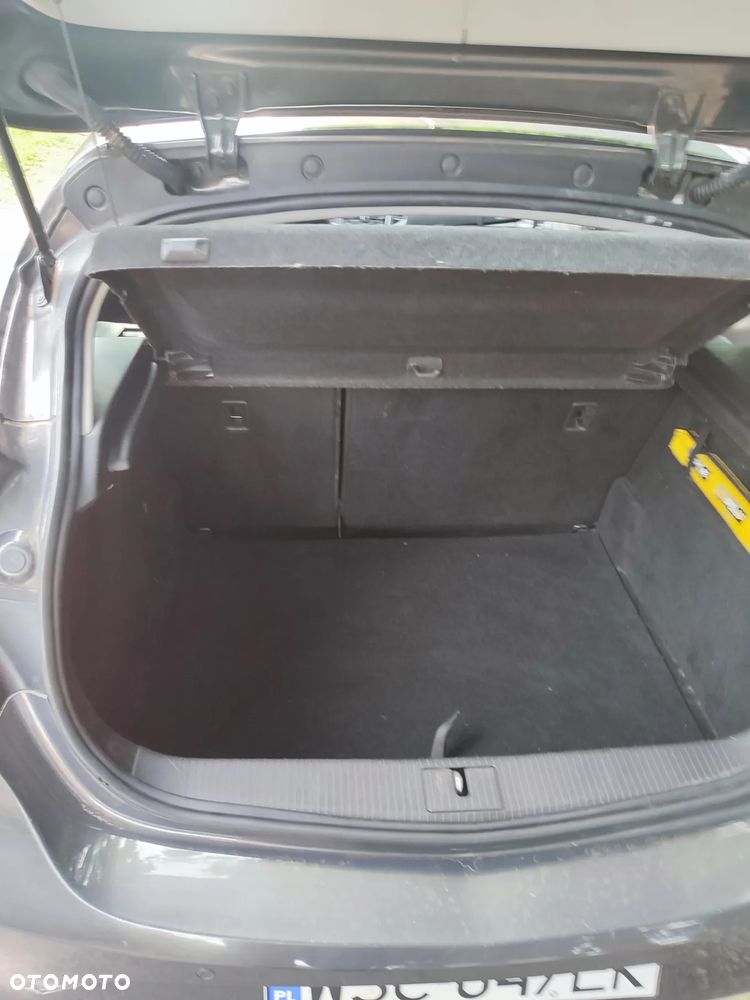 Opel Astra IV 1.4 Essentia - 11