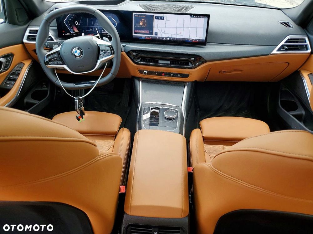 BMW Seria 3 330i xDrive M Sport - 8