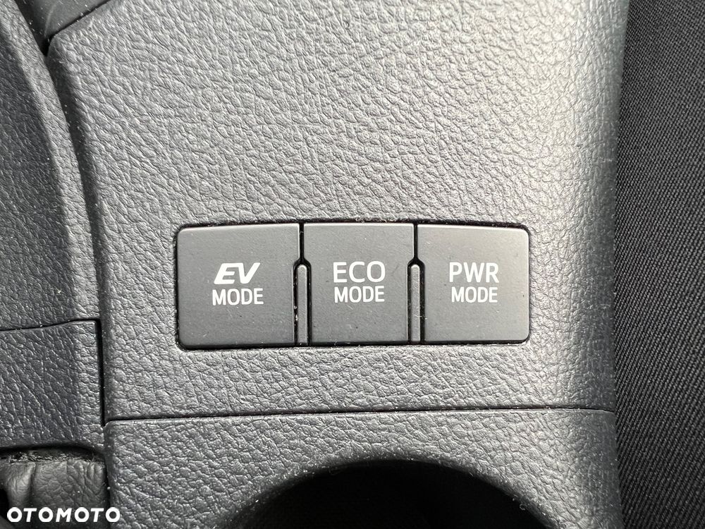 Toyota Auris 1.8 HSD Luna - 17
