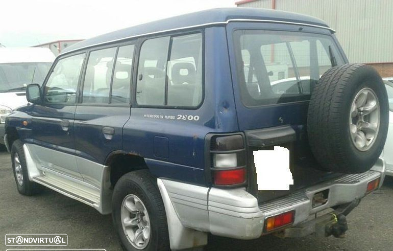 Mitsubishi Pajero 2.8 TD de 2000 disponível para peças motor vendido - 4