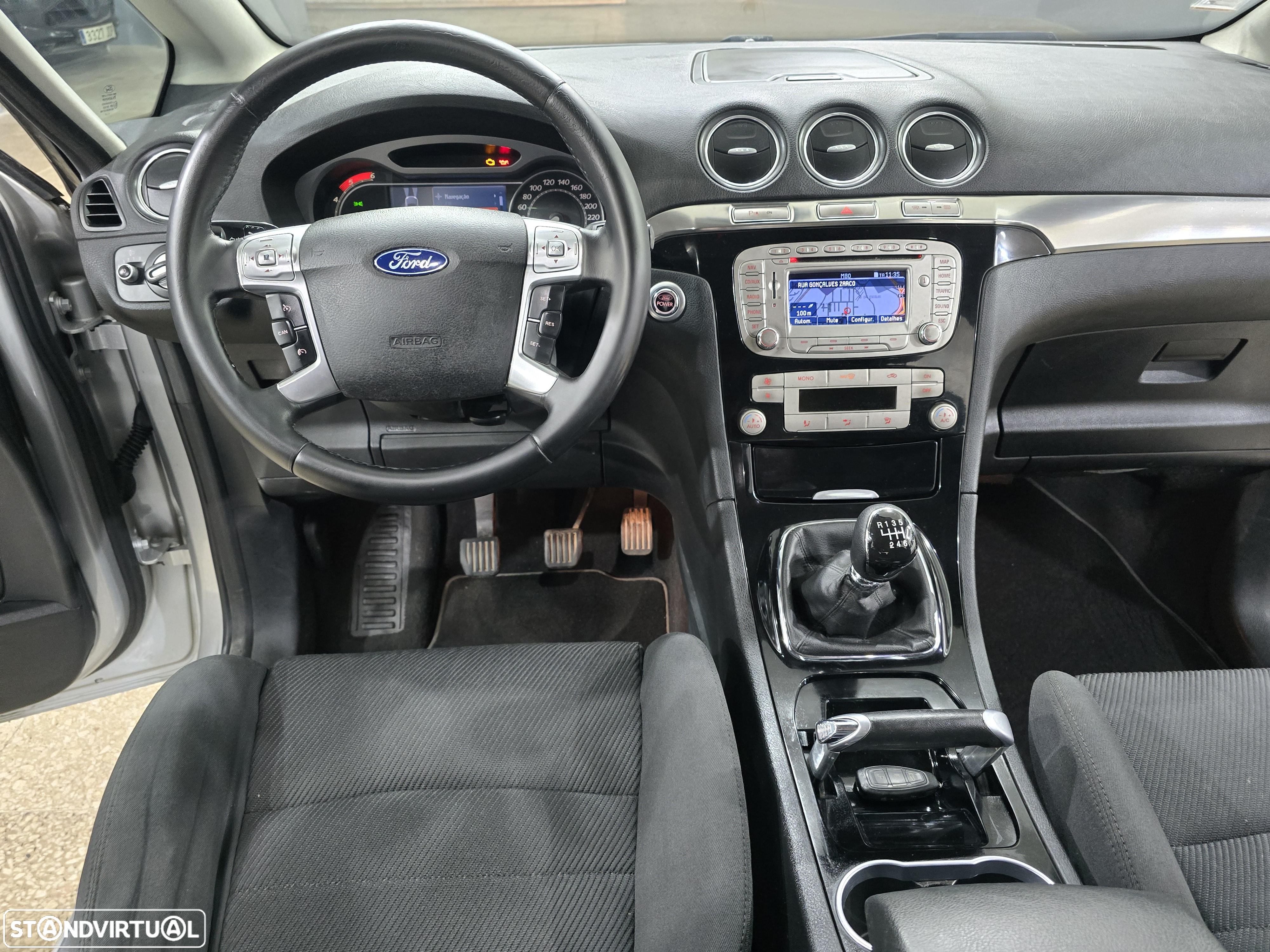 Ford S-Max 2.0 TDCi Titanium 7L - 9