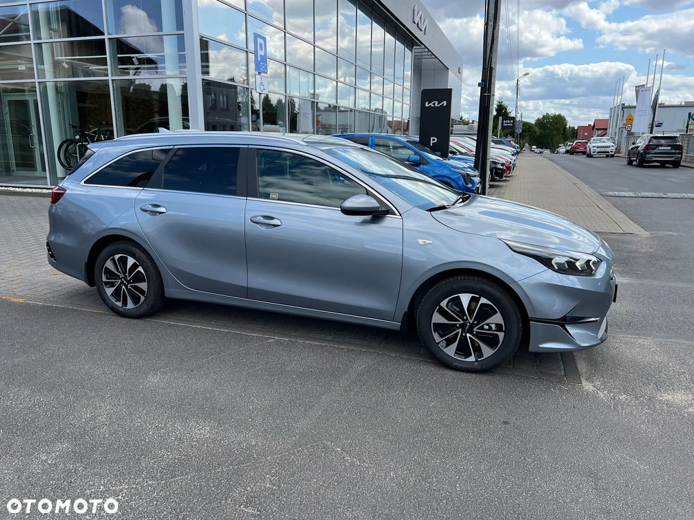 Kia Ceed 1.5 T-GDI M - 3