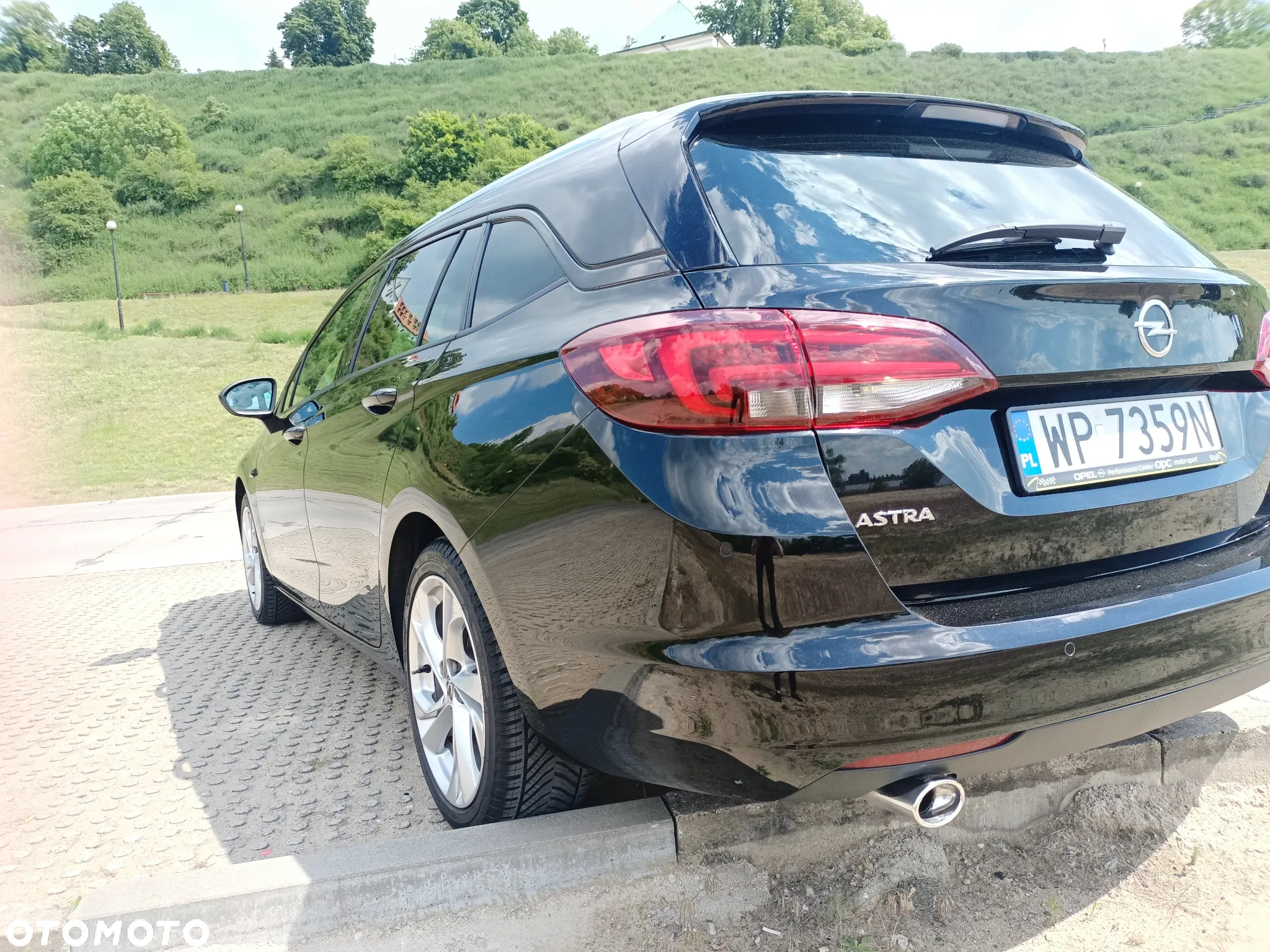 Opel Astra 1.6 D (CDTI) Sports Tourer Dynamic - 12