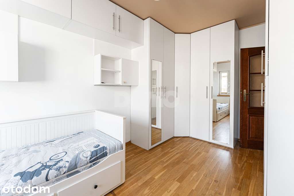 Dostępne I Miejsce parkingowe I Duży balkon