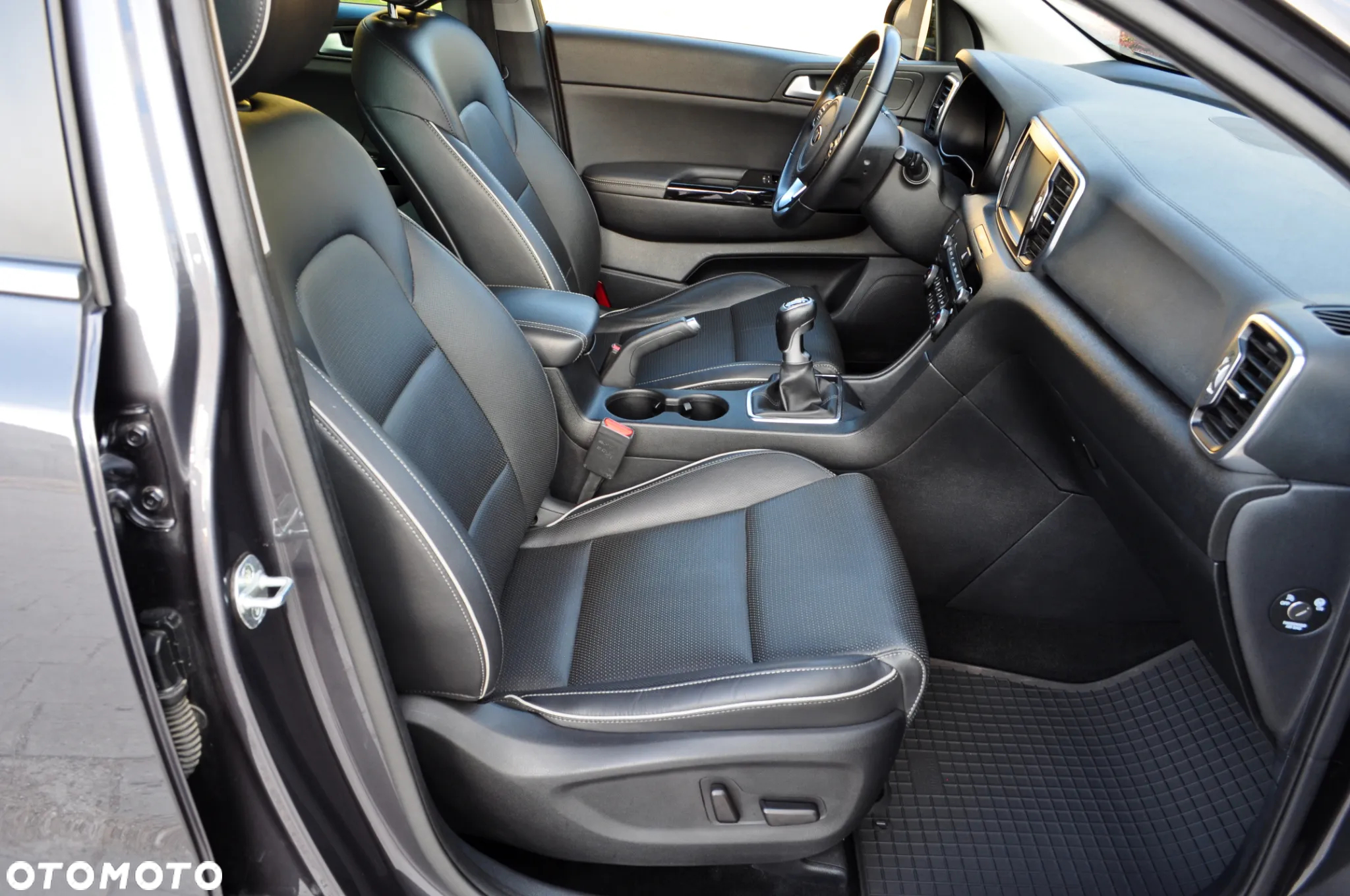 Kia Sportage 1.6 GDI Business Line 2WD - 12