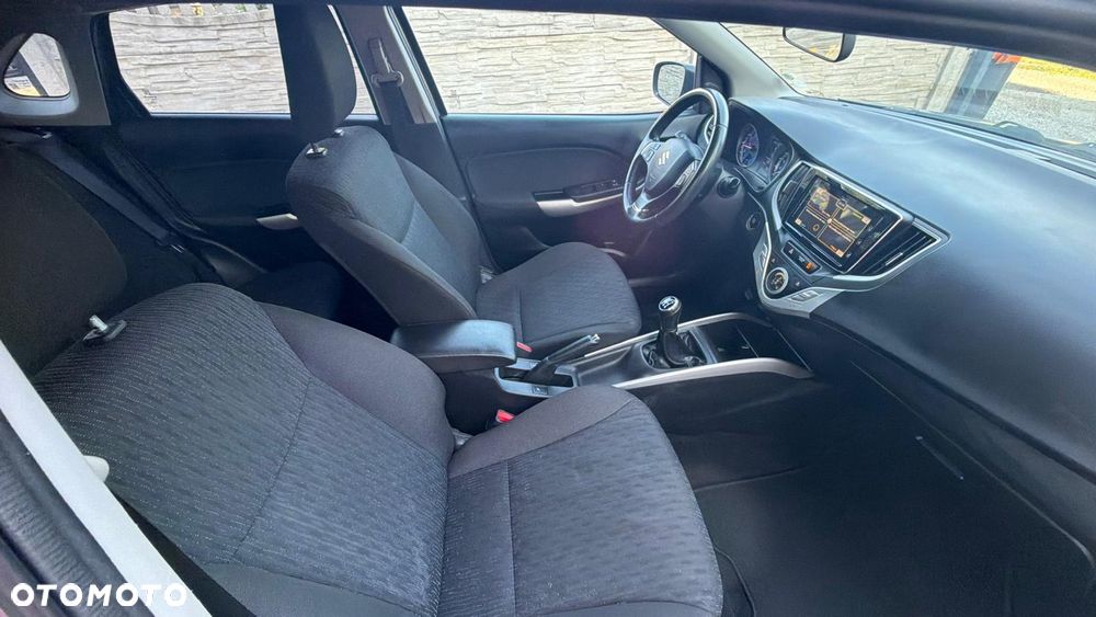 Suzuki Baleno 1.2 Dualjet Club - 31