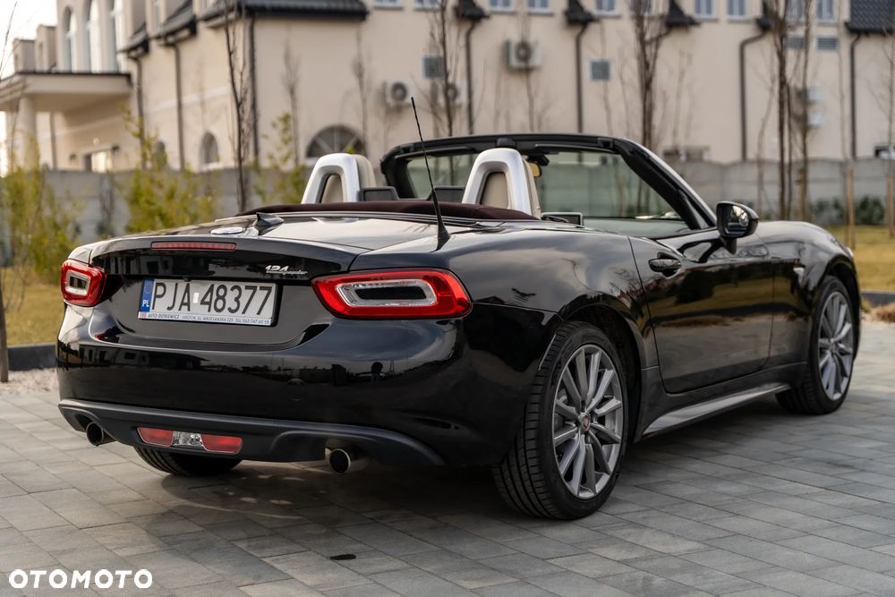 Fiat 124 Spider - 21