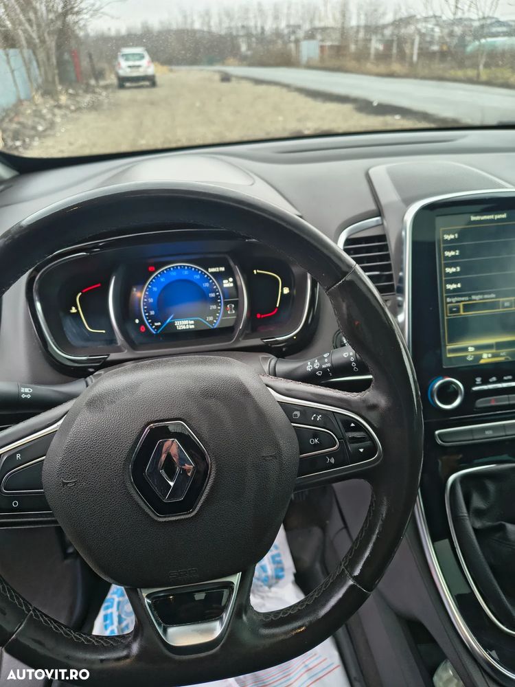 RENAULT Espace 2015 — imagine 15