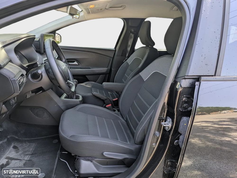 Dacia Jogger 1.0 ECO-G Essential 7L Bi-Fuel - 4