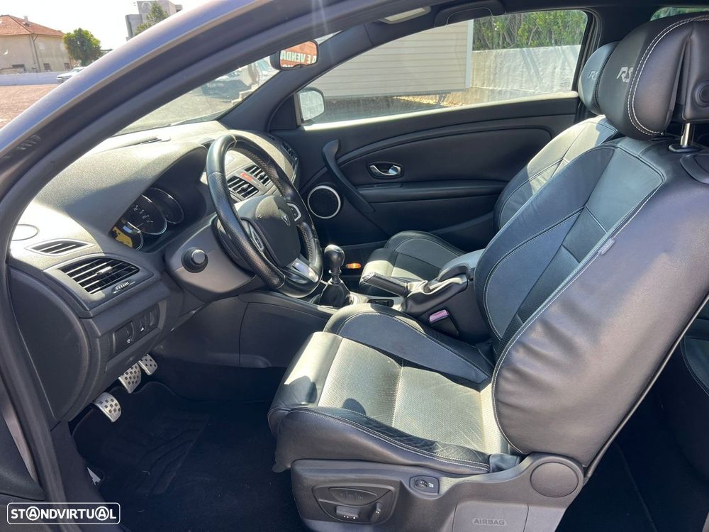 Renault Mégane Coupe 2.0 T 16V RS - 5