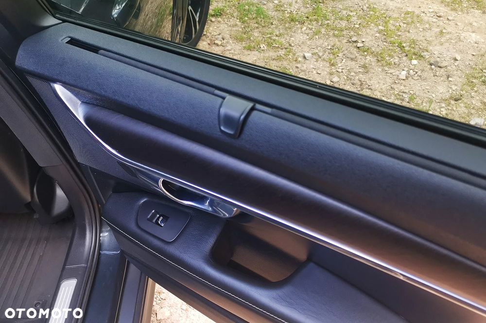 Volvo V90 Cross Country D4 AWD Pro - 15