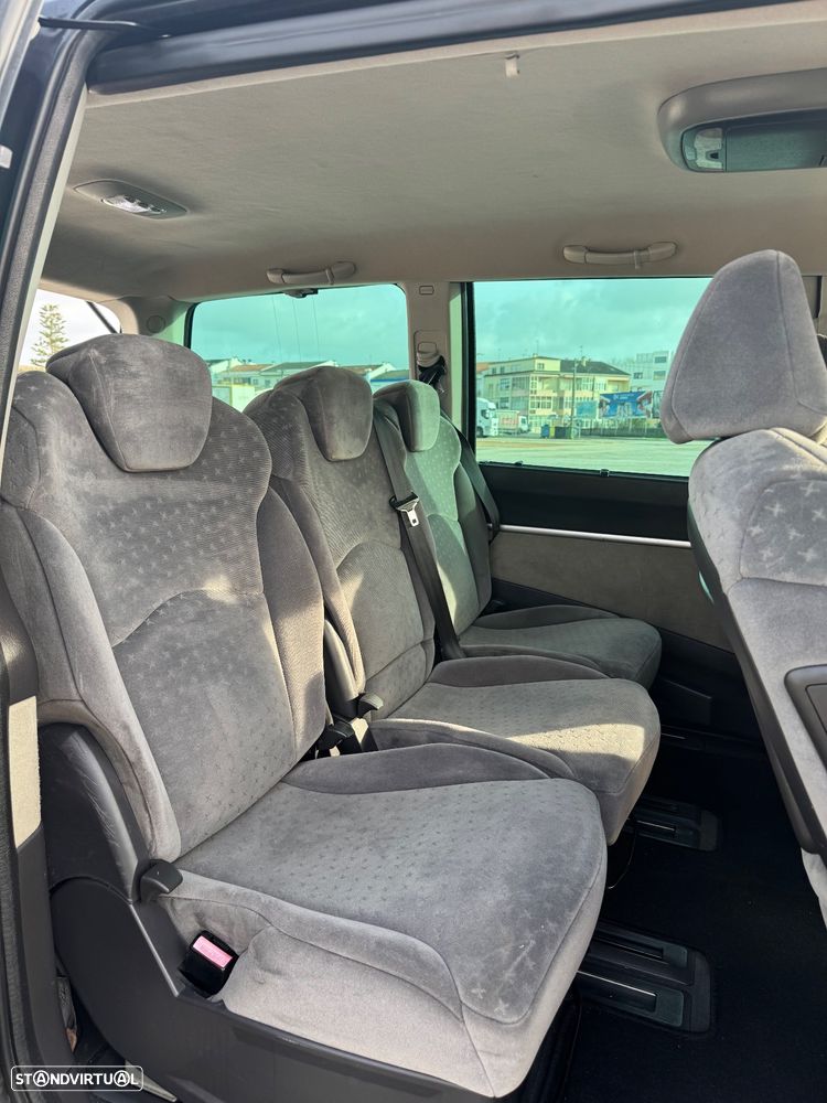 Peugeot 807 2.2 HDi Navteq - 15