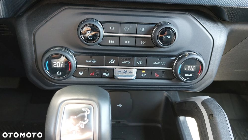 Ford Bronco 2.7 EcoBoost 4WD Outer Banks - 29