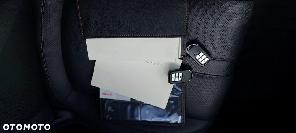 Honda Civic 1.5 i-VTEC Turbo CVT Prestige - 23