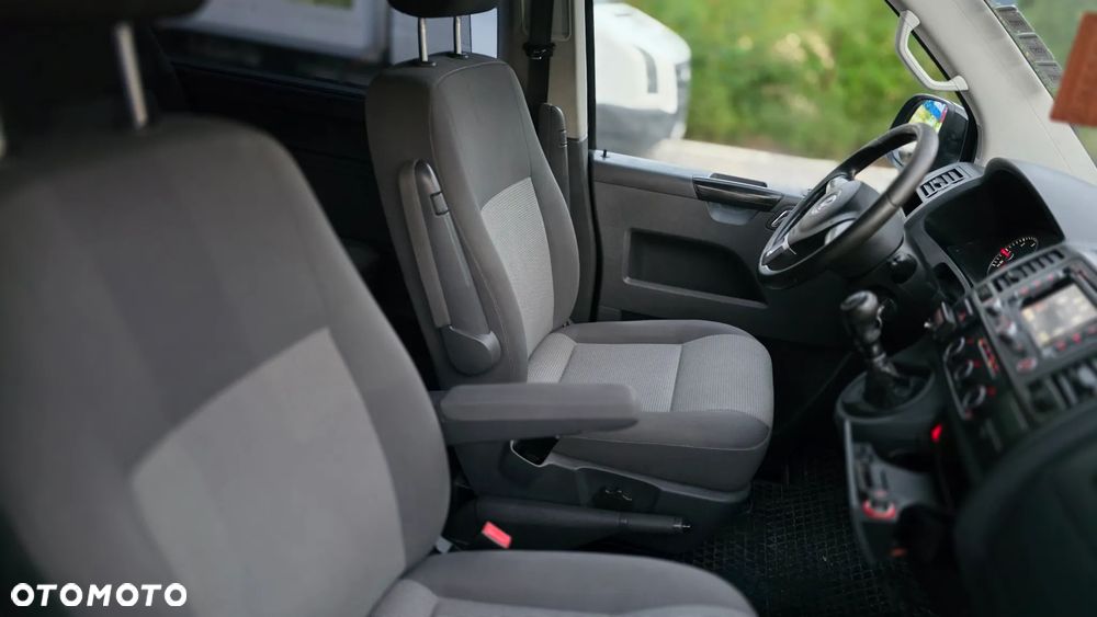 Volkswagen Caravelle TDI L1 Comfortline Mixt - 4