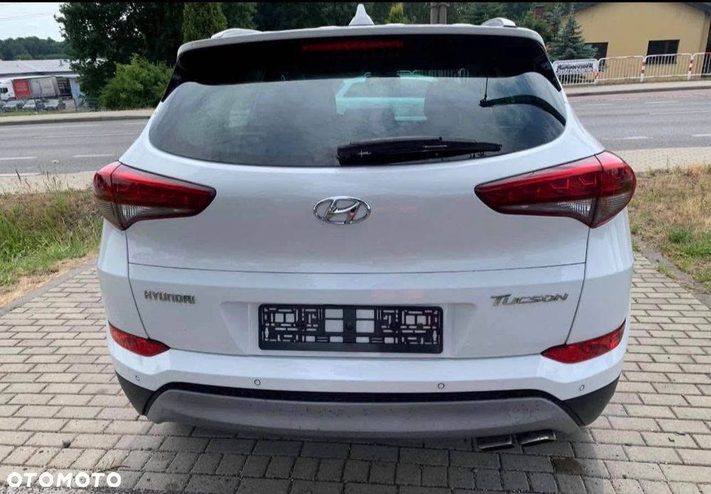 Hyundai Tucson 1.6 GDi 2WD Premium - 4