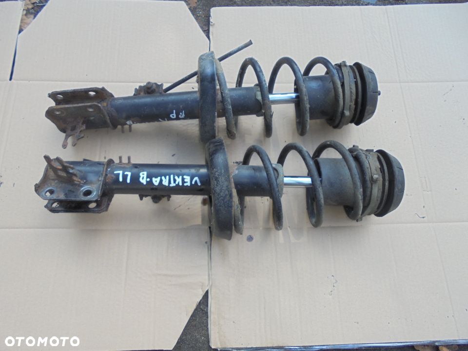 MCPERSON AMORTYZATOR PRAWY LEWY PRZOD VECTRA B  1.8 16V LIFT - 3