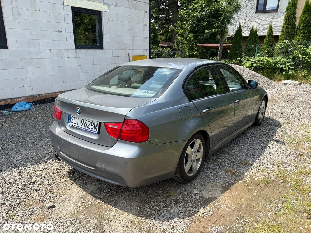 BMW Seria 3 325i Edition Exclusive - 4