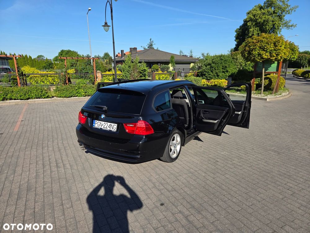 BMW Seria 3 318d - 6