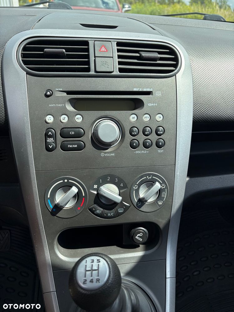 Suzuki Splash 1.0 Club - 10