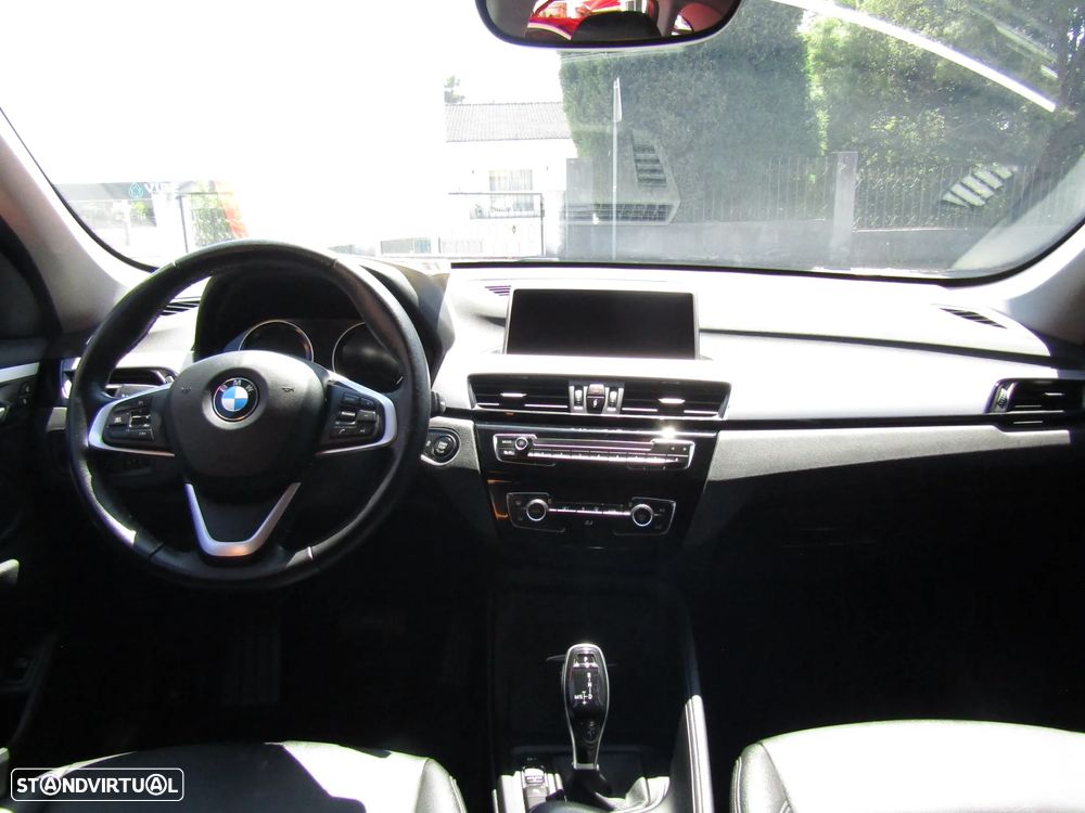 BMW X1 16 d sDrive Auto Line Sport - 11