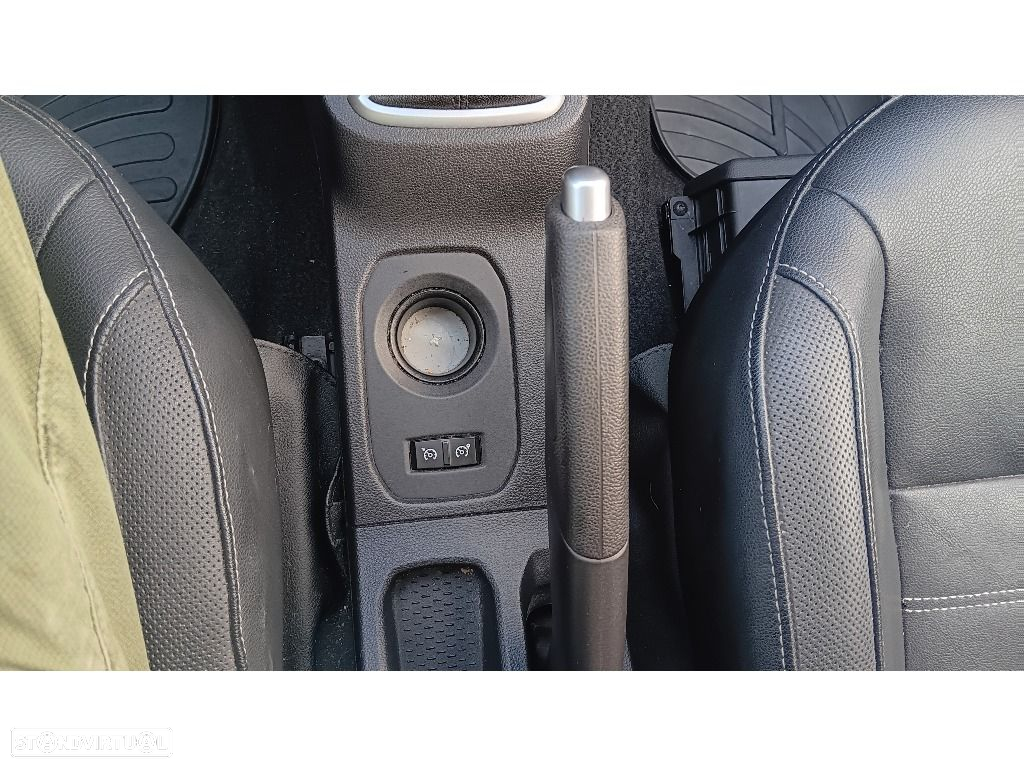 Dacia Duster 1.5 dCi Prestige - 18