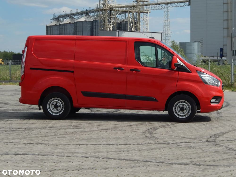 Ford Custom Transit - 7