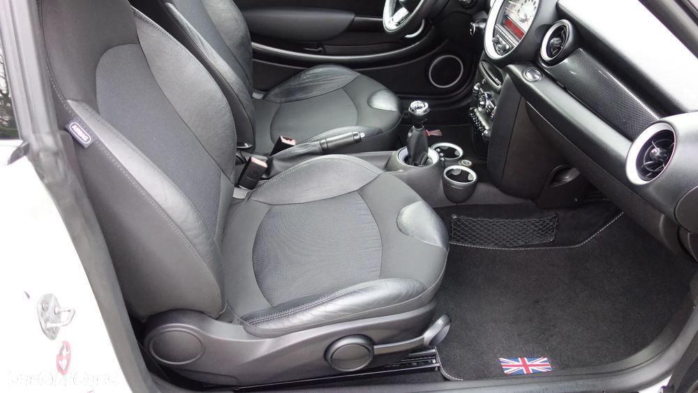 MINI Cooper S - 25