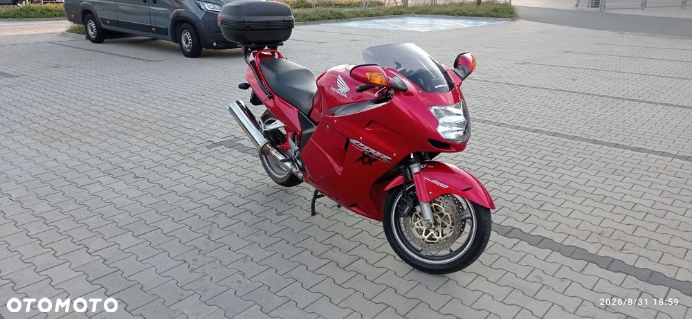 Honda CBR - 3