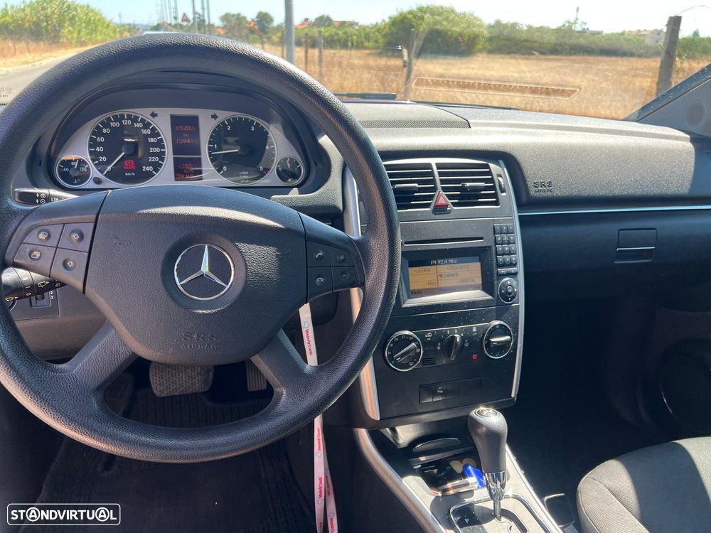 Mercedes-Benz B 180 CDI Autotronic - 19