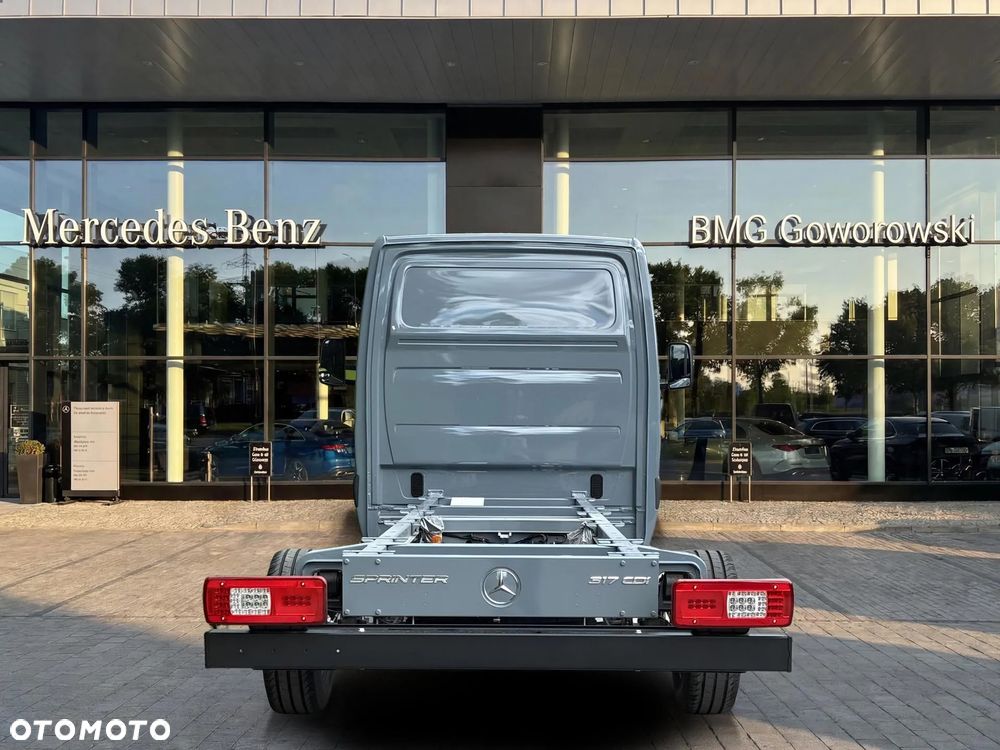 Mercedes-Benz Sprinter 317 4325 - 4