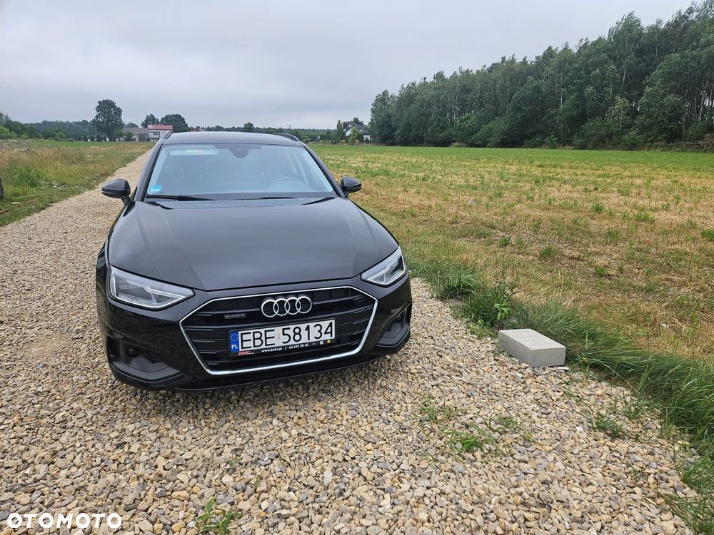 Audi A4 Avant 40 TDI quattro S tronic advanced - 12