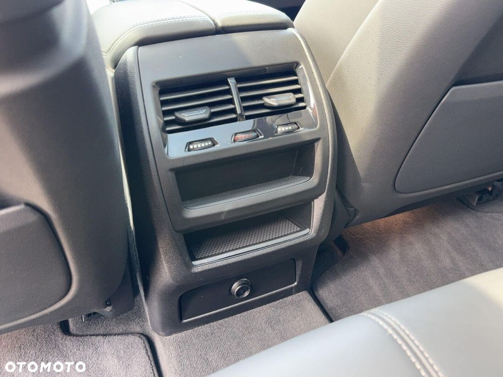 BMW X5 xDrive40d mHEV sport - 25