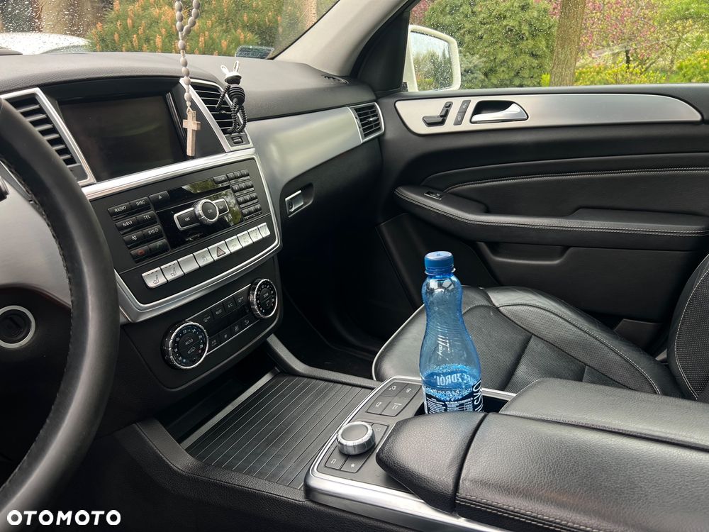 Mercedes-Benz ML - 7