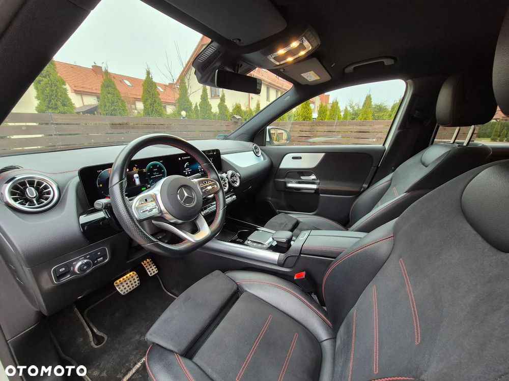 Mercedes-Benz EQA 250 - 15