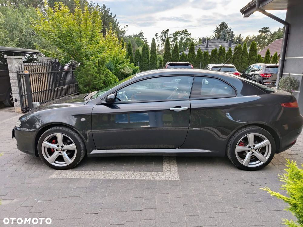 Alfa Romeo GT 1.9JTD 16V Progression - 4