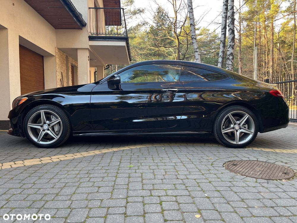 Mercedes-Benz Klasa C 300 Coupe 7G-TRONIC AMG Line - 2