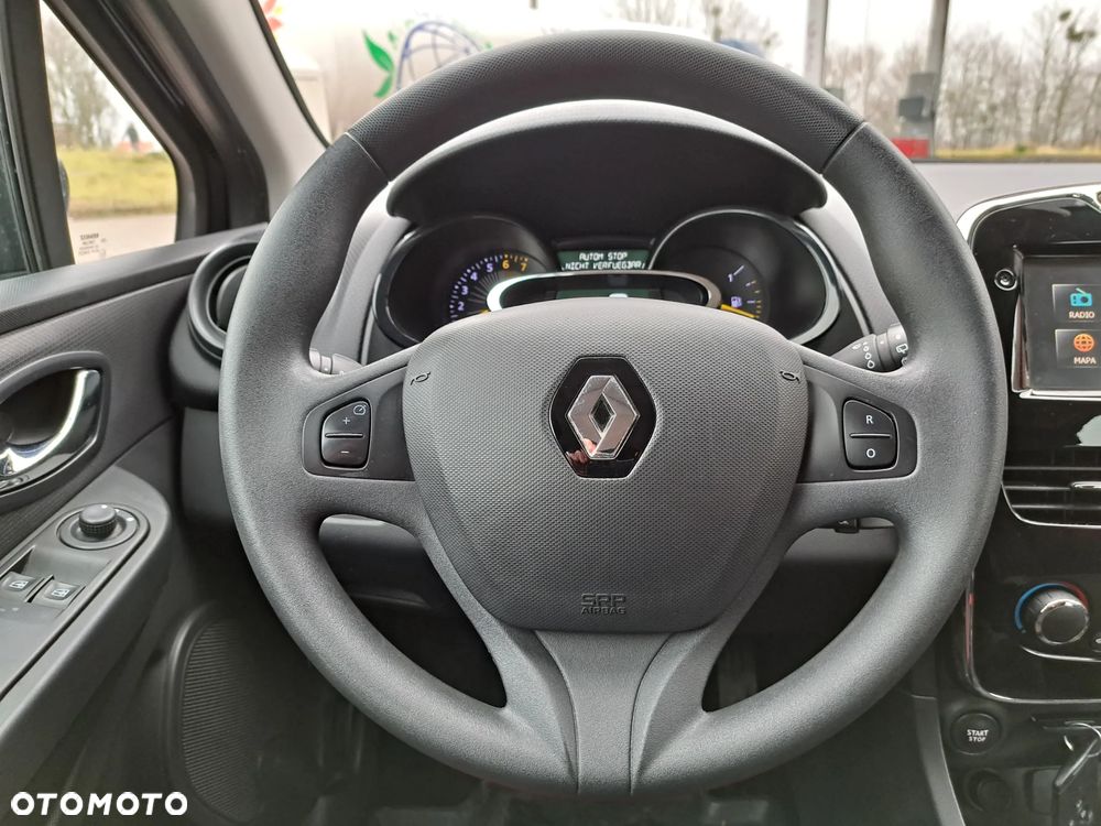 Renault Clio - 23