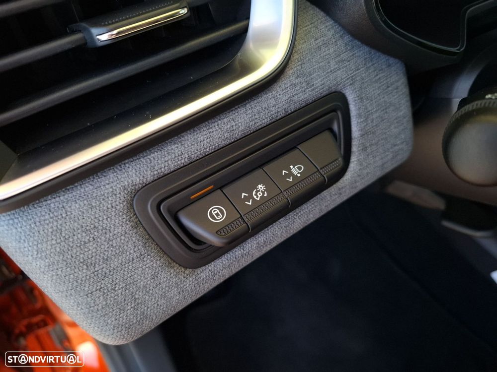 Renault Clio 1.0 TCe Evolution - 26